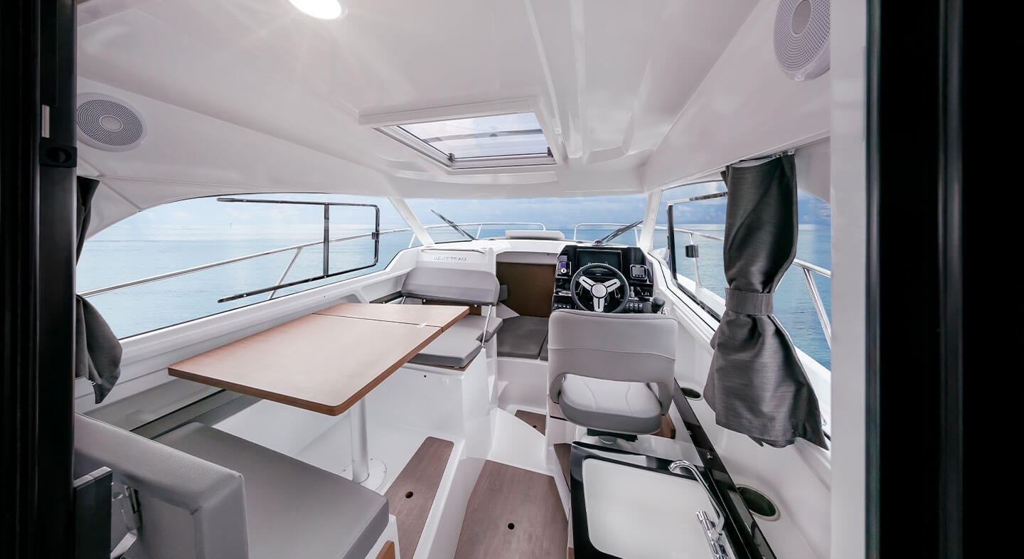 ANTARES 8 | BENETEAU