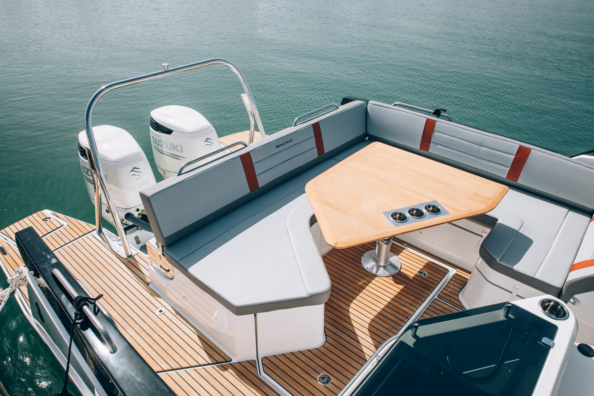 BENETEAU Flyer 10 | More Than A Day Boat | Outboard Powered