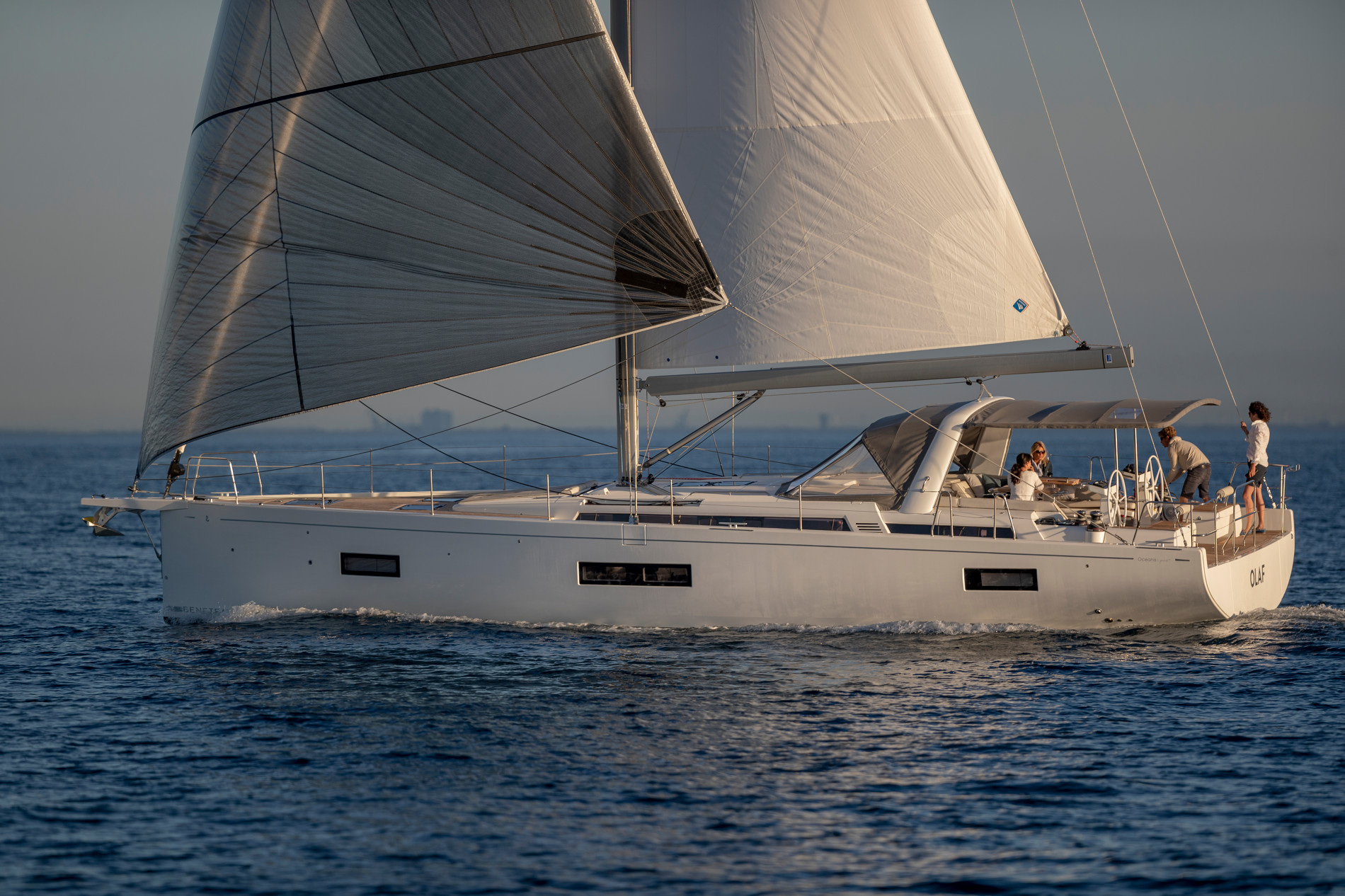 BENETEAU Oceanis Yacht 54 | Excellence In Cruising