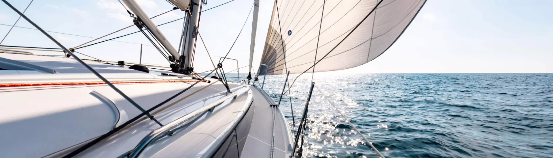 sailing yachts manufacturers