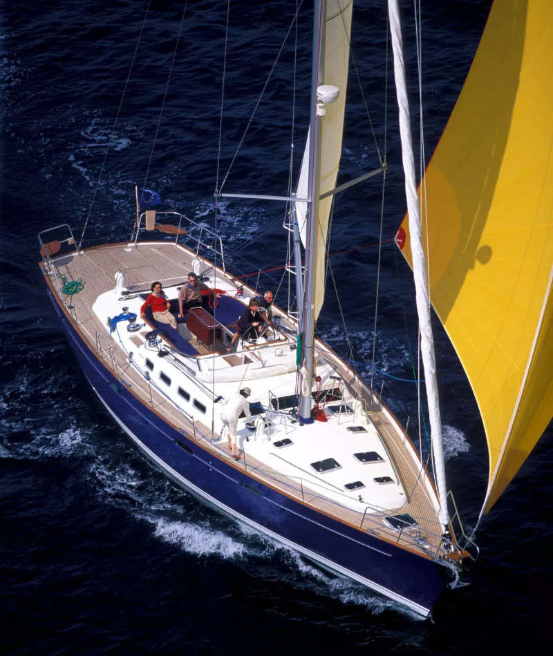 sailing yachts manufacturers